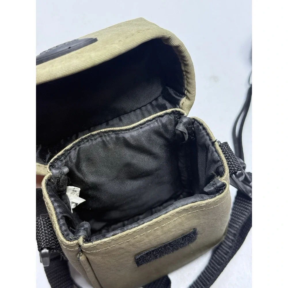 Kodak DC 3200 Digital Camera W Carrying Case Battery Door Wont Latch Corrosion‎
